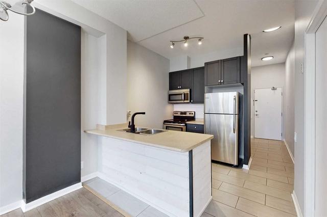 513 - 1600 Keele St, Condo with 1 bedrooms, 1 bathrooms and 1 parking in Toronto ON | Image 2