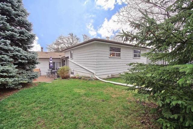 86 Hill Dr, House detached with 3 bedrooms, 1 bathrooms and 5 parking in Aurora ON | Image 25