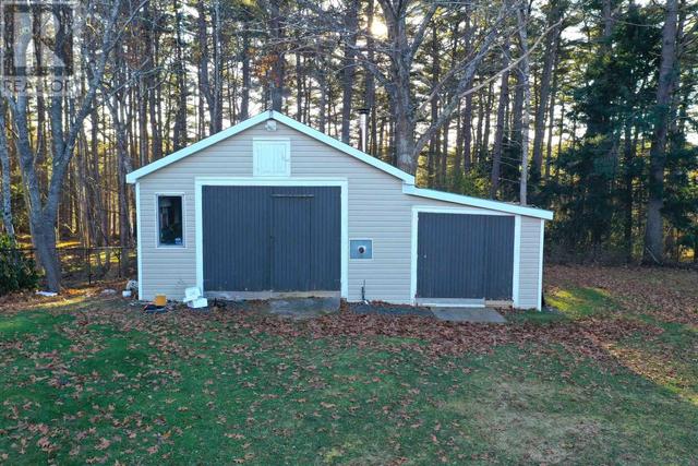 13759 Highway 3, House detached with 3 bedrooms, 1 bathrooms and null parking in Lunenburg MD NS | Image 28