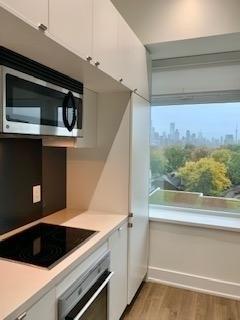 612 - 111 St Clair Ave W, Condo with 1 bedrooms, 1 bathrooms and 1 parking in Toronto ON | Image 3