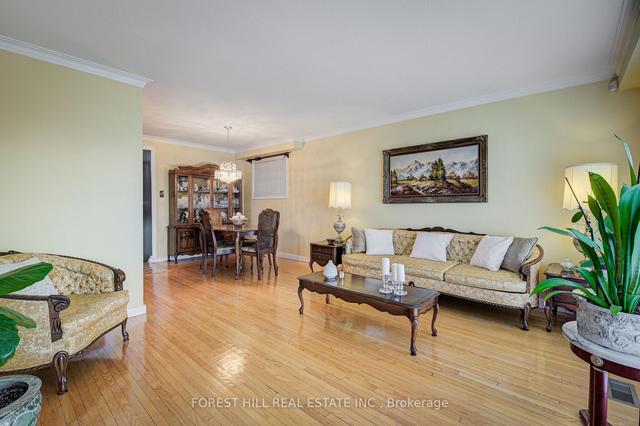 15 Kinnie Crt, House detached with 4 bedrooms, 2 bathrooms and 3 parking in Toronto ON | Image 27