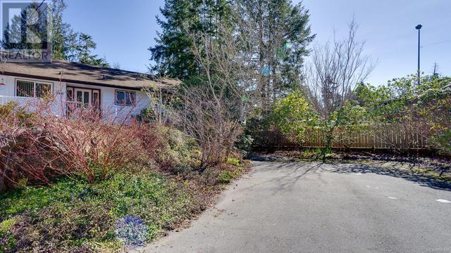 740 Campbell St, House detached with 4 bedrooms, 2 bathrooms and 6 parking in Tofino BC | Image 25