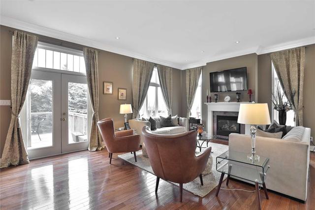 1319 Hazelton Blvd, House detached with 2 bedrooms, 4 bathrooms and 6 parking in Burlington ON | Image 7
