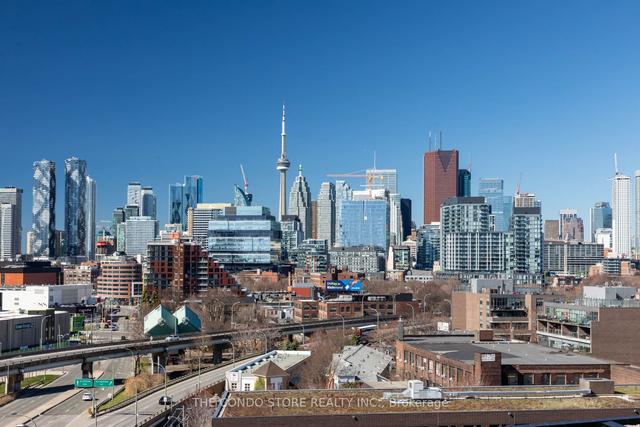 1009 - 32 Trolley Cres, Condo with 2 bedrooms, 2 bathrooms and 1 parking in Toronto ON | Image 28