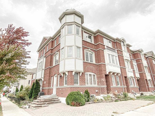 2500 Bur Oak Ave, House attached with 3 bedrooms, 3 bathrooms and 4 parking in Markham ON | Image 1