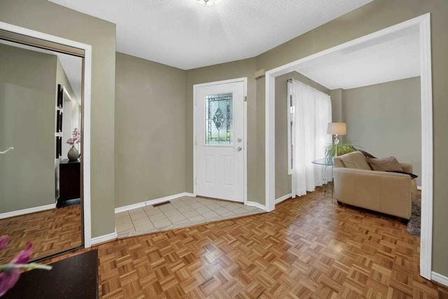 109 Major Wm Sharpe Dr, House detached with 4 bedrooms, 3 bathrooms and 4 parking in Brampton ON | Image 23