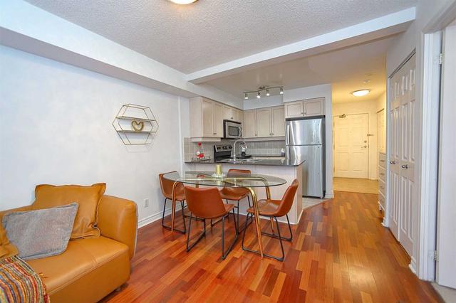 504 - 19 Barberry Pl, Condo with 1 bedrooms, 1 bathrooms and 1 parking in Toronto ON | Image 27