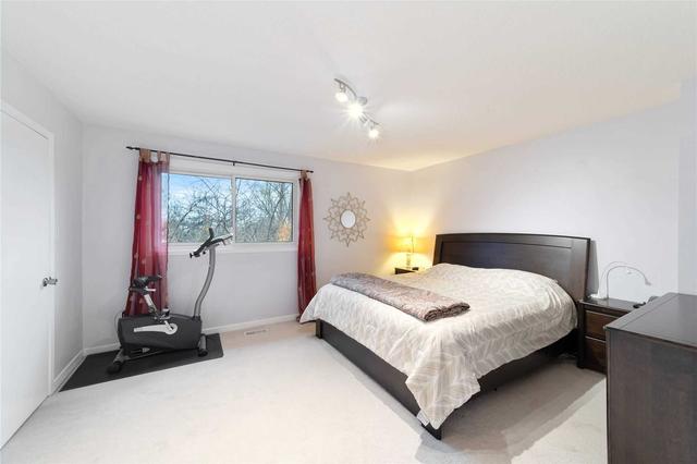 118 Greenbelt Cres, House detached with 3 bedrooms, 3 bathrooms and 5 parking in Richmond Hill ON | Image 17