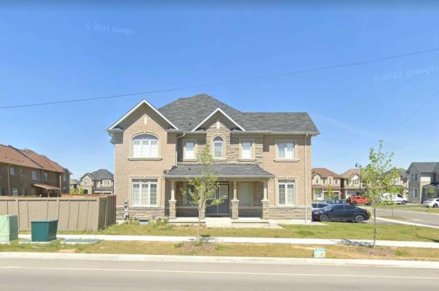 364 Remembrance Road Rd N, House attached with 4 bedrooms, 3 bathrooms and 3 parking in Brampton ON | Image 1