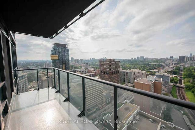 2702 - 825 Church St, Condo with 2 bedrooms, 2 bathrooms and 1 parking in Toronto ON | Image 9
