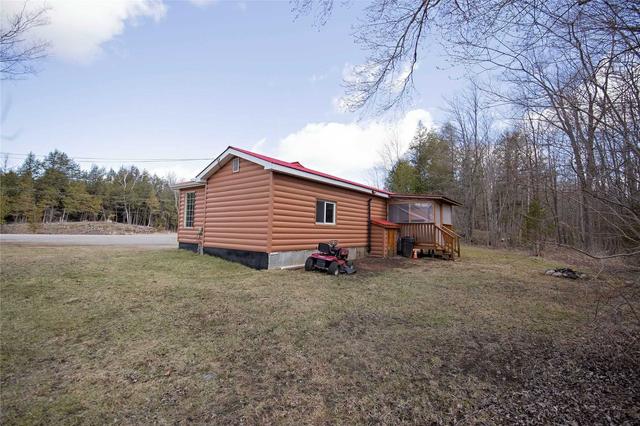 29649 Highway #7, House detached with 1 bedrooms, 1 bathrooms and 10 parking in Central Frontenac ON | Image 13