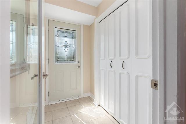 1839 Appleford Street, House detached with 5 bedrooms, 4 bathrooms and 4 parking in Ottawa ON | Image 3