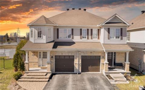 193 Patriot Place, Home with 3 bedrooms, 3 bathrooms and 3 parking in Ottawa ON | Card Image