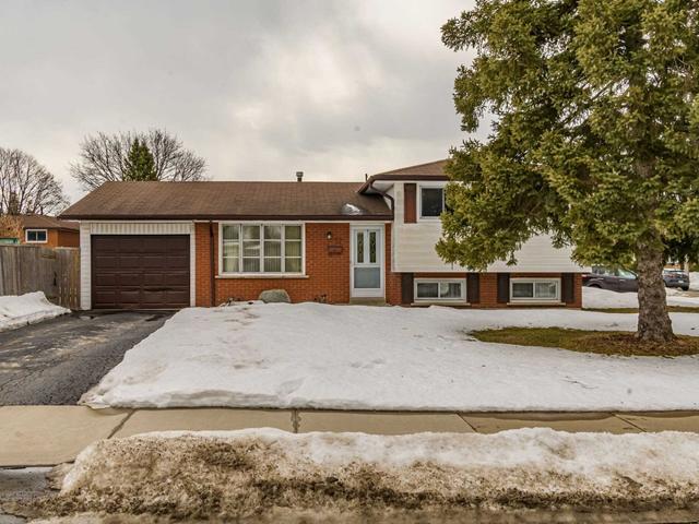 27 Forest Hill Cres, House detached with 3 bedrooms, 2 bathrooms and 3 parking in Hamilton ON | Image 1