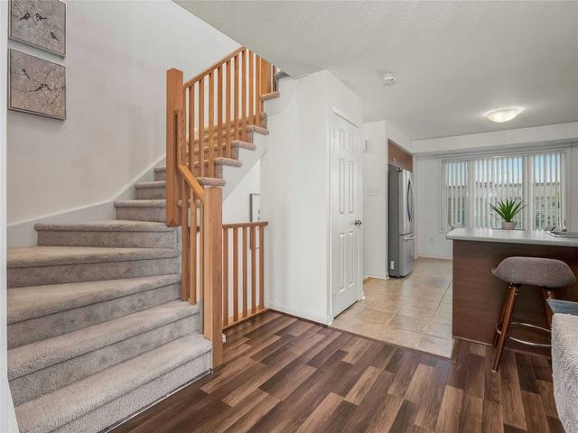 7 - 2875 Hazelton Pl, Townhouse with 2 bedrooms, 3 bathrooms and 1 parking in Mississauga ON | Image 6