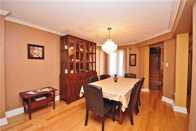 3738 Althorpe Circ, House detached with 4 bedrooms, 3 bathrooms and 4 parking in Mississauga ON | Image 5