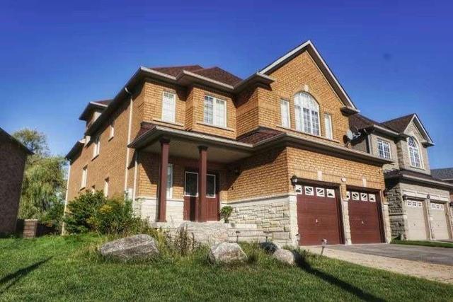 50 Lena Dr, House detached with 6 bedrooms, 5 bathrooms and 2 parking in Richmond Hill ON | Image 2