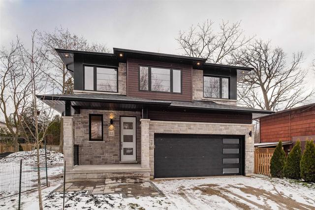 20 Young St, House detached with 4 bedrooms, 3 bathrooms and 2 parking in Guelph ON | Image 2