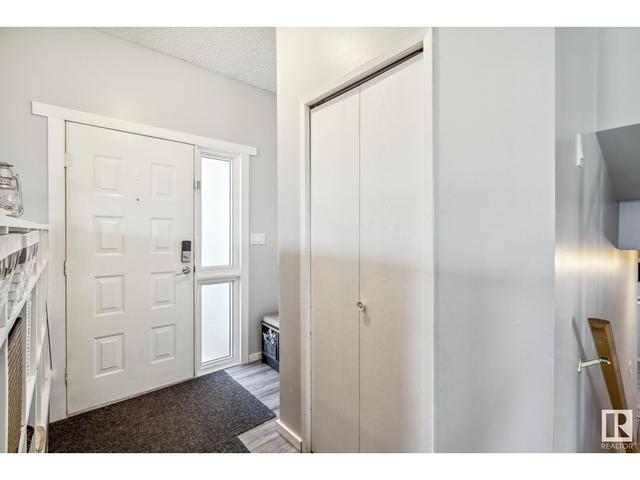 4121 49 St, House detached with 4 bedrooms, 2 bathrooms and null parking in Vegreville AB | Image 6