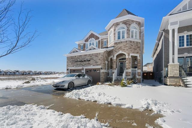 688 Audley Rd S, House detached with 4 bedrooms, 3 bathrooms and 4 parking in Ajax ON | Image 23