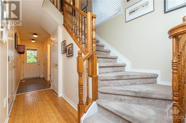 12 Metropole Private, Townhouse with 2 bedrooms, 3 bathrooms and 2 parking in Ottawa ON | Image 7