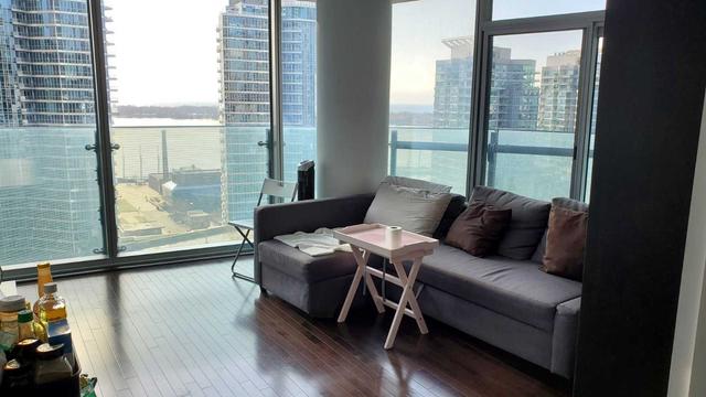 1604 - 12 York St, Condo with 3 bedrooms, 2 bathrooms and 1 parking in Toronto ON | Image 1