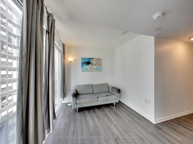 1708e - 36 Lisgar St, Condo with 1 bedrooms, 2 bathrooms and 0 parking in Toronto ON | Image 5