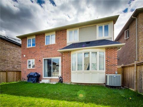 325 Laundon Terr, House detached with 4 bedrooms, 3 bathrooms and 2 parking in Milton ON | Image 17