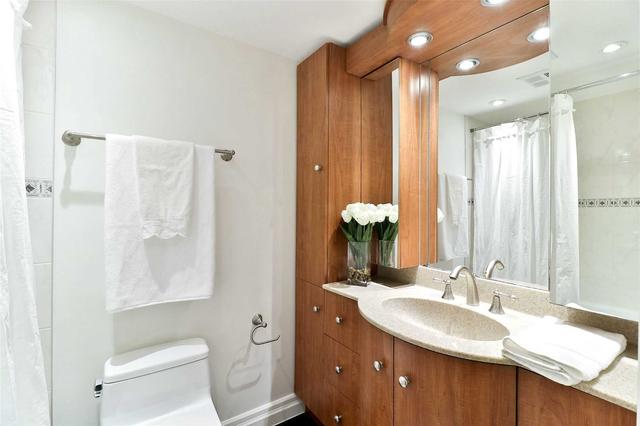 504 - 47 St Clair Ave W, Condo with 2 bedrooms, 2 bathrooms and 1 parking in Toronto ON | Image 22