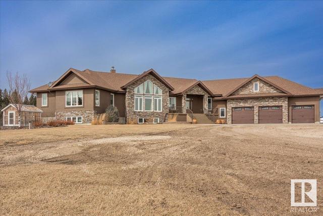 49330 Rge Rd 260, House detached with 5 bedrooms, 5 bathrooms and null parking in Leduc County AB | Image 3