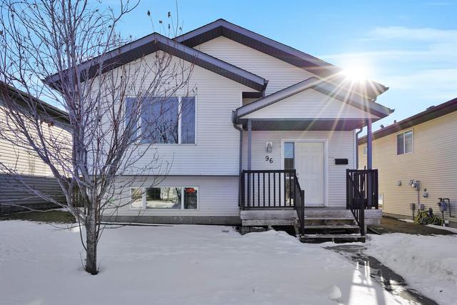 96 Iverson Close, House detached with 4 bedrooms, 2 bathrooms and 4 parking in Red Deer AB | Image 2