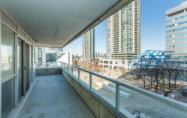 414 - 60 Town Centre Crt, Condo with 2 bedrooms, 1 bathrooms and 1 parking in Toronto ON | Image 17