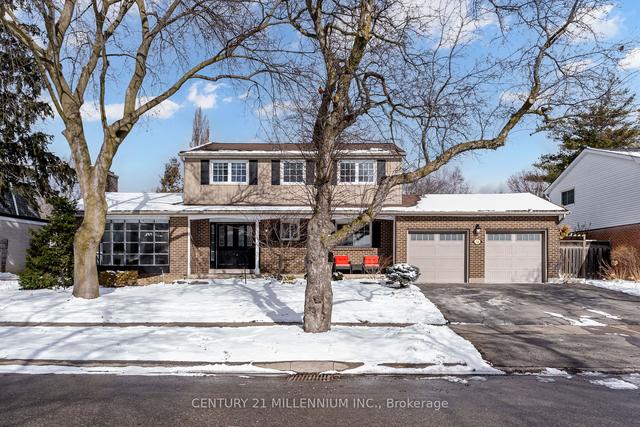 32 Ridgehill Dr, House detached with 4 bedrooms, 3 bathrooms and 5 parking in Brampton ON | Image 1