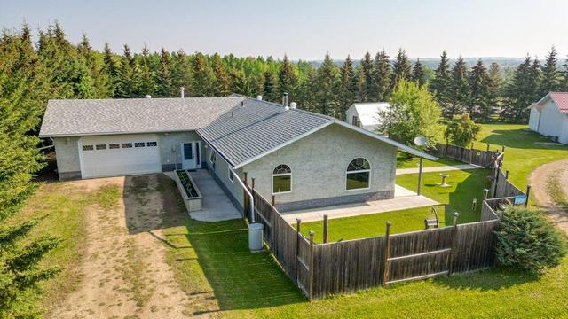5 51 Avenue, House detached with 2 bedrooms, 2 bathrooms and 4 parking in Ponoka County AB | Image 5