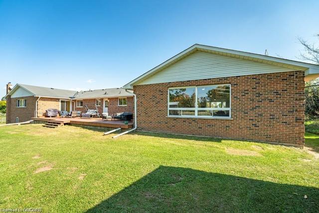 9630 Wellington 42 Road, House detached with 8 bedrooms, 3 bathrooms and 37 parking in Erin ON | Image 32