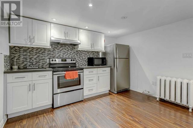 b3 - 11 Laxton Ave, House detached with 1 bedrooms, 1 bathrooms and 0 parking in Toronto ON | Image 4