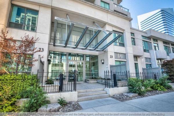 1907 - 23 Hollywood Ave, Condo with 2 bedrooms, 2 bathrooms and 1 parking in Toronto ON | Image 12