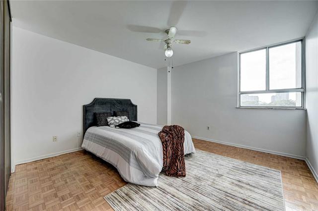 610 - 1 Massey Sq, Condo with 3 bedrooms, 2 bathrooms and 0 parking in Toronto ON | Image 19