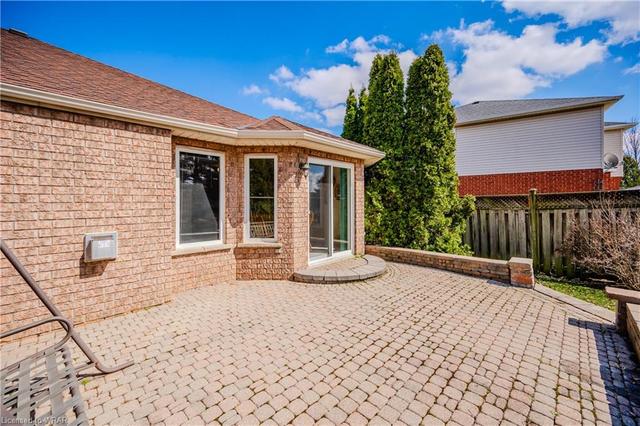 40 Rosecliff Court, House detached with 3 bedrooms, 2 bathrooms and 4 parking in Cambridge ON | Image 36