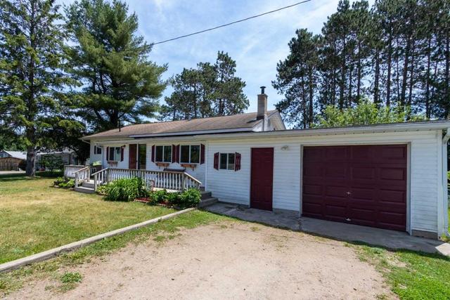 2674 Loop Rd, House detached with 3 bedrooms, 1 bathrooms and 9 parking in Highlands East ON | Image 32