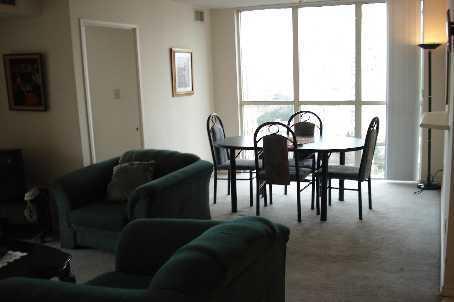 902 - 265 Enfield Pl, Condo with 2 bedrooms, 2 bathrooms and 1 parking in Mississauga ON | Image 5