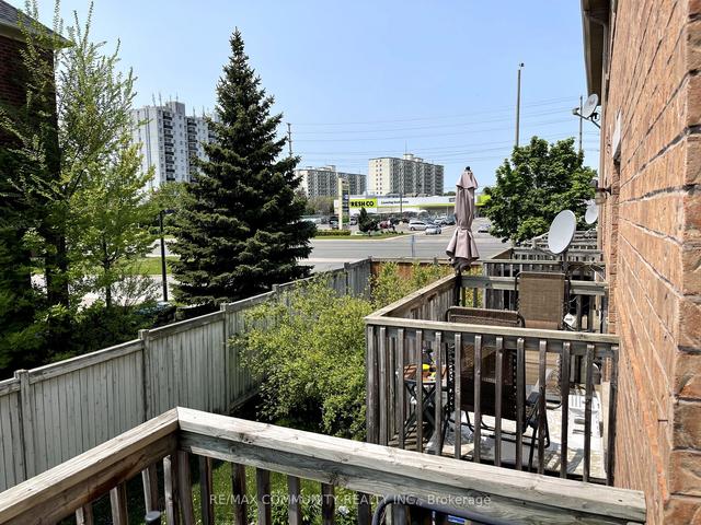 1128 Dundas St W, Townhouse with 2 bedrooms, 3 bathrooms and 2 parking in Mississauga ON | Image 21