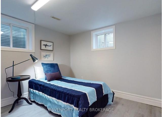 206 Hahn Ave, House detached with 3 bedrooms, 1 bathrooms and 1 parking in Cambridge ON | Image 5