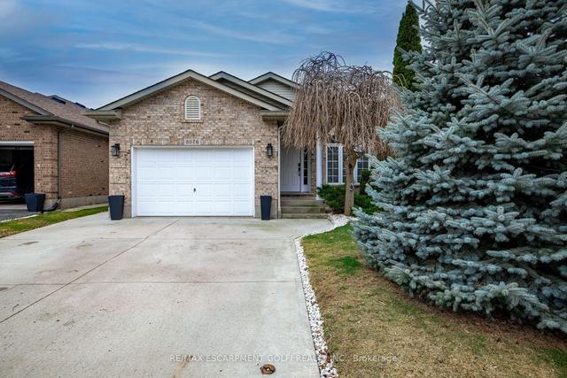 8076 Spring Blossom Dr, House detached with 3 bedrooms, 2 bathrooms and 4 parking in Niagara Falls ON | Image 12