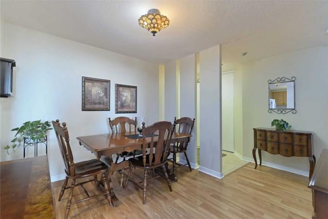 801 - 6720 Glen Erin Dr, Condo with 2 bedrooms, 1 bathrooms and 1 parking in Mississauga ON | Image 5