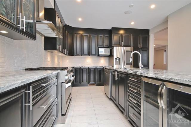 23 Clonfadda Terrace, House detached with 3 bedrooms, 4 bathrooms and 4 parking in Ottawa ON | Image 13