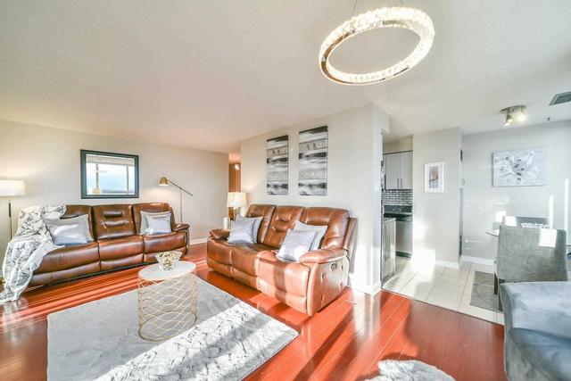 ph 2403 - 400 Webb Dr, Condo with 2 bedrooms, 2 bathrooms and 2 parking in Mississauga ON | Image 4