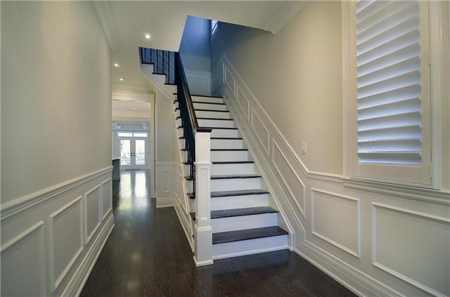 19B Alan Ave, House detached with 4 bedrooms, 4 bathrooms and 2 parking in Toronto ON | Image 2