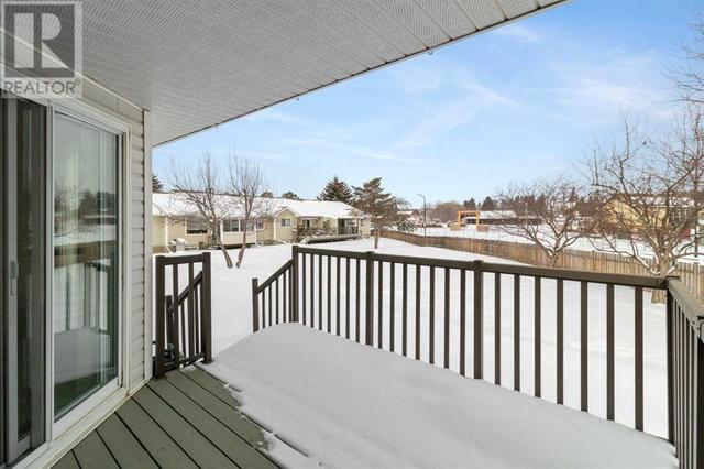 72, - 2816 Botterill Crescent, House semidetached with 3 bedrooms, 2 bathrooms and 1 parking in Red Deer AB | Image 4