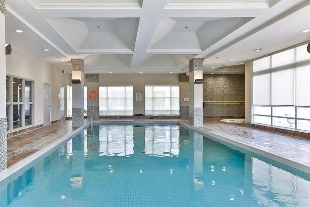 1218 - 339 Rathburn Rd W, Condo with 1 bedrooms, 1 bathrooms and 1 parking in Mississauga ON | Image 4